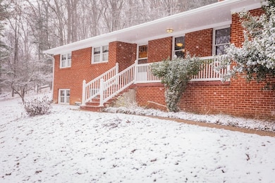 734 Dices Spring Rd, Weyers Cave, VA 24486 - photo 2