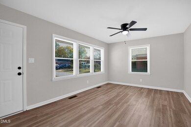 823 Carol St, Fayetteville, NC 28303 - photo 6