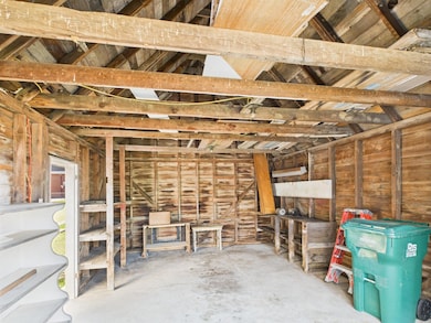 611 Cedar Ave, Cabool, MO 65689 - photo 4