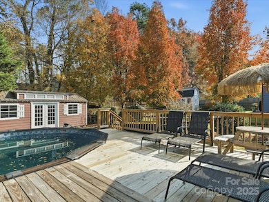 10923 Gladewater Dr, Matthews, NC 28105 - photo 5