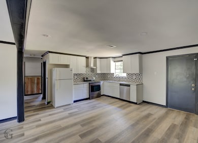 1054 Frontage Rd, Minden, LA 71055 - photo 4