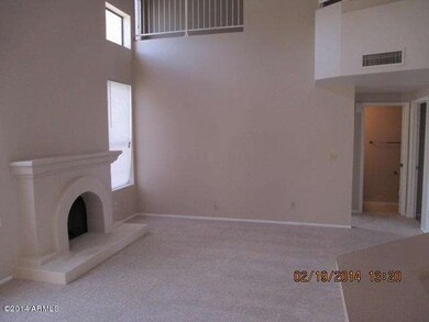 Family Room/Fireplace