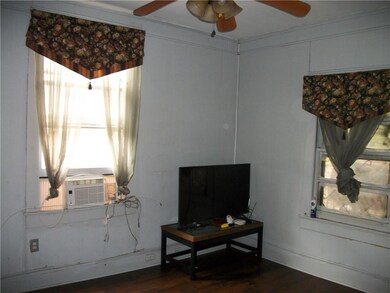 BEDROOM #1