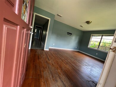 9712 Edgeworth St, Houston, TX 77093 - photo 4