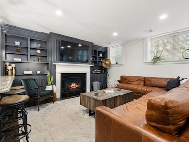 115 Sewall Ave unit 1, Brookline, MA 02446 - photo 7