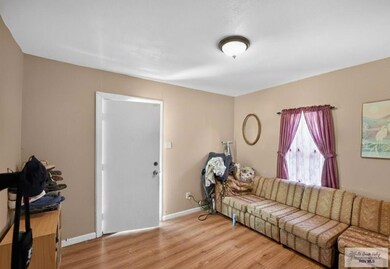 1875 Cleveland St, Brownsville, TX 78521 - photo 4