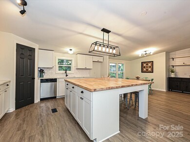 1383 C E Stewart Rd, Clover, SC 29710 - photo 4