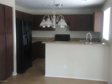 Kitchen (2)