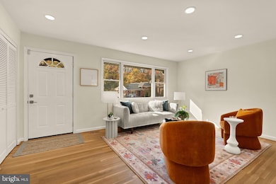 10223 Leslie St, Silver Spring, MD 20902 - photo 6