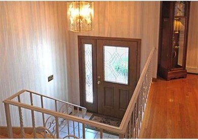 9 Jackson Ln, Wakefield, MA 01880 - photo 3