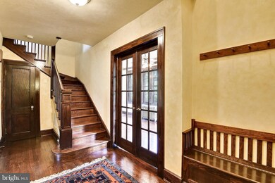 611 Pershing Dr, Silver Spring, MD 20910 - photo 7