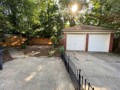 485 Academy Ave unit 2, Providence, RI 02908 - photo 2