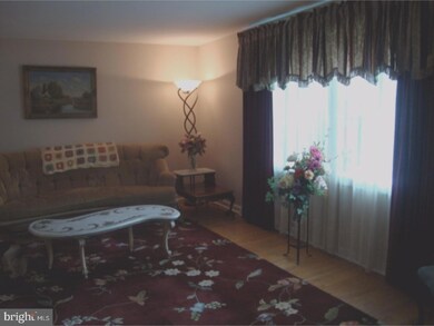 4962 Madison Dr, Brookhaven, PA 19015 - photo 5