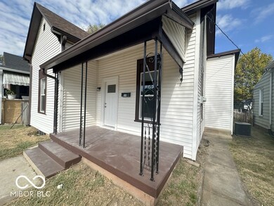 530 W Franklin St, Shelbyville, IN 46176 - photo 4