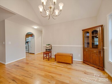 1049 Riddle Oak Ln, Clover, SC 29710 - photo 5