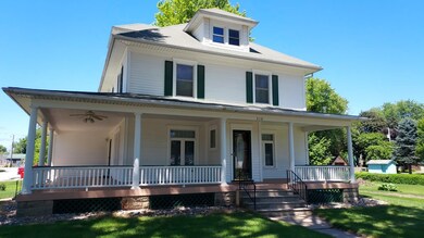 310 1st Ave SE, Badger, IA 50516 - photo 3