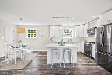 2004 Tinker Dr, Fort Washington, MD 20744 - photo 2