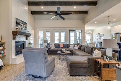 3914 Upper Lake Cir, Granbury, TX 76049 - photo 5