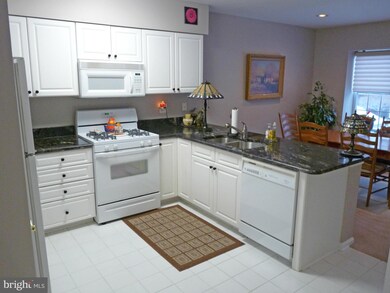 12105 Tullamore Ct unit 201, Lutherville Timonium, MD 21093 - photo 6