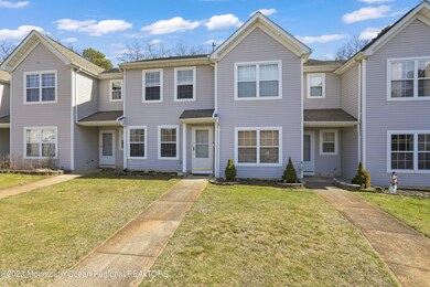 712 Leadership Ct unit 712, Toms River, NJ 08755 - photo 2