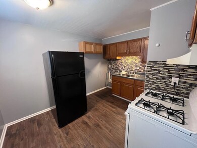 32 W Welch Ave, Columbus, OH 43207 - photo 2