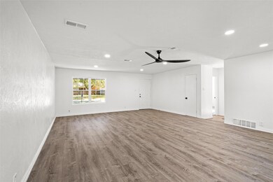 2153 Shady Grove Dr, Bedford, TX 76021 - photo 6