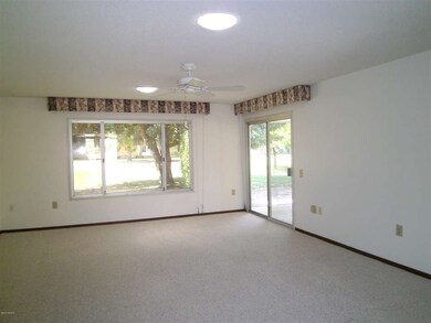 17654 N Del Webb Blvd, Sun City, AZ 85373 - photo 6