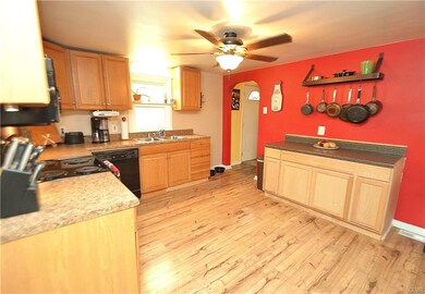 2037 Farmington Ave, Pottstown, PA 19464 - photo 5