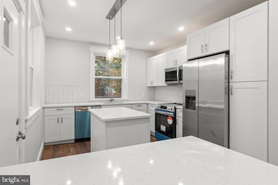 507 W Abbottsford Ave, Philadelphia, PA 19144 - photo 2