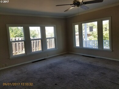 610 E 12th St, the Dalles, OR 97058 - photo 7