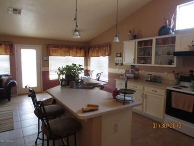 2600 S Los Altos Dr 002