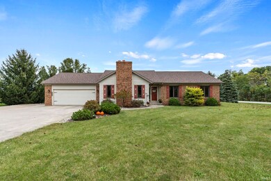 7637 E State Road 205, Churubusco, IN 46723 - photo 2