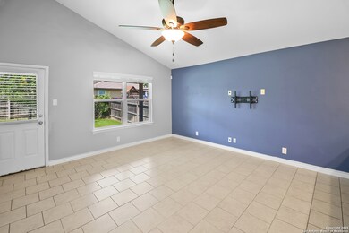 10806 Foals Range, San Antonio, TX 78254 - photo 6