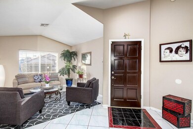 4382 W Golden Ln, Glendale, AZ 85302 - photo 5