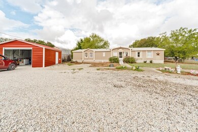 925 Tiffany St, Azle, TX 76020 - photo 3