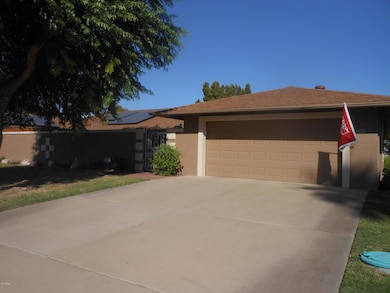 18403 N Conestoga Dr, Sun City, AZ 85373 - photo 2