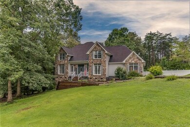 Nice front yard