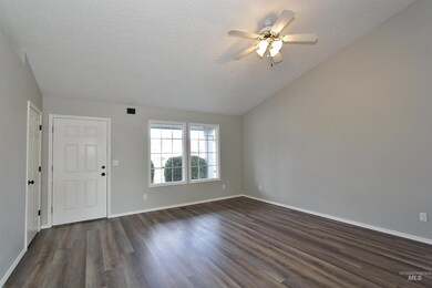 721 Aberdeen Dr, Nampa, ID 83686 - photo 6