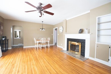 2214 Hickory Ln, Cedar Falls, IA 50613 - photo 7