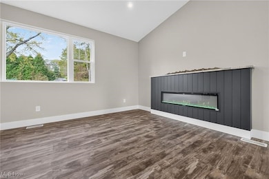 12005 Auburn Rd, Chardon, OH 44024 - photo 5