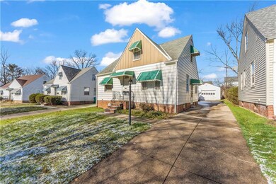 21005 Kenyon Dr, Maple Heights, OH 44137 - photo 2