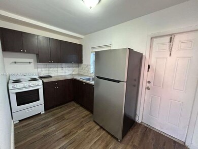 2316 Madison St unit 5, Hollywood, FL 33020 - photo 3