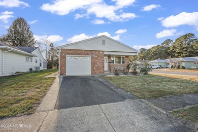 39 Fontana St, Toms River, NJ 08757 - photo 2