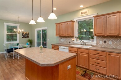 4687 Forest Vale Kitchen 1