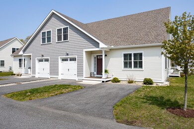 637 Gifford St unit 13B, Falmouth, MA 02540 - photo 2