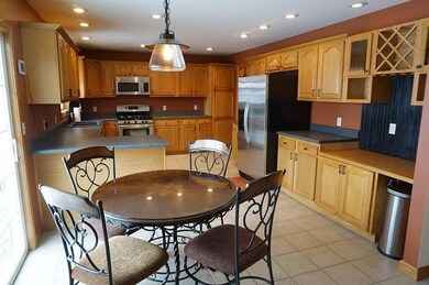 46 S Highland Ct, Howard, OH 43028 - photo 2