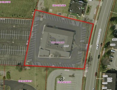 5797 Beechcroft Rd, Columbus, OH 43229 - photo 3