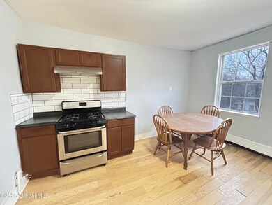 56 Alexander St unit 2, Albany, NY 12202 - photo 4