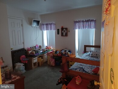 2409 Hammonds Ferry Rd, Halethorpe, MD 21227 - photo 7