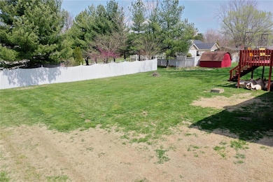 408 Bauer Ln, Maryville, IL 62062 - photo 5